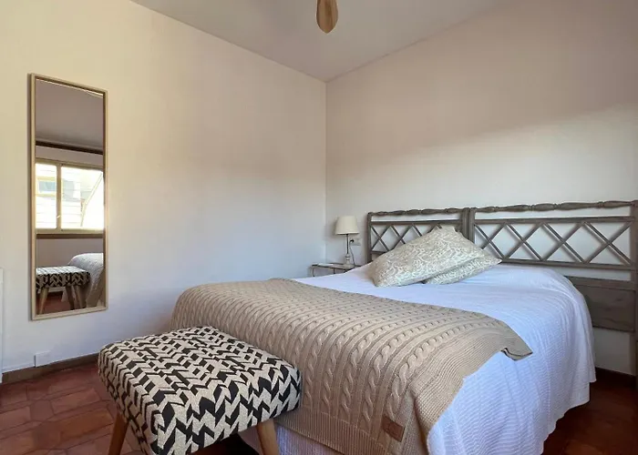 Atico Rocafort Con Vistas Al Mar Apartmán